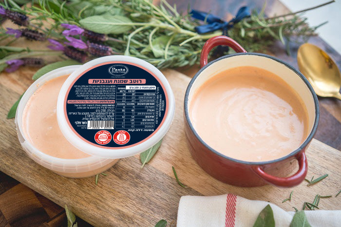 רוטב שמנת ועגבניות (רוזה) פסטה דלה קזה